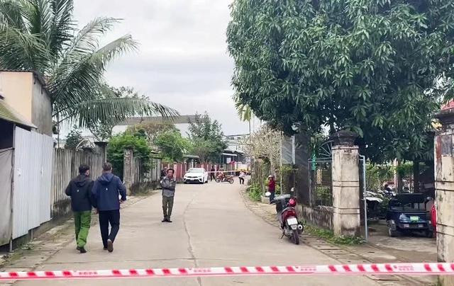 Công an phong tỏa hiện trường. Ảnh: CACC