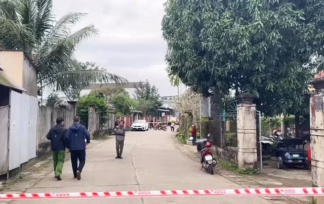 Công an phong tỏa hiện trường. Ảnh: CACC
