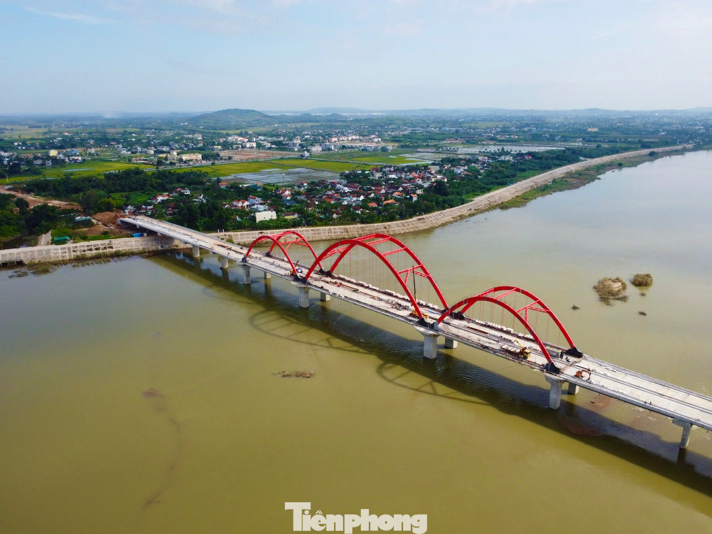 Dự án do Ban Quản lý dự án đầu tư xây dựng các công trình giao thông tỉnh Quảng Ngãi làm chủ đầu tư, khởi công cuối năm 2022 và dự kiến hoàn thành trước tháng 3/2025.