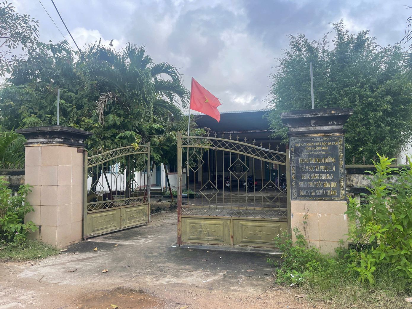 Trung tâm nuôi dưỡng, phục hồi chức năng nạn nhân chất độc da cam/dioxin Nghĩa Thắng.