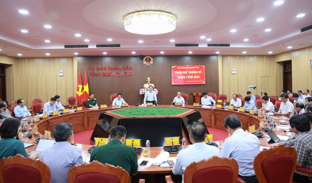 Quang cảnh phiên họp.