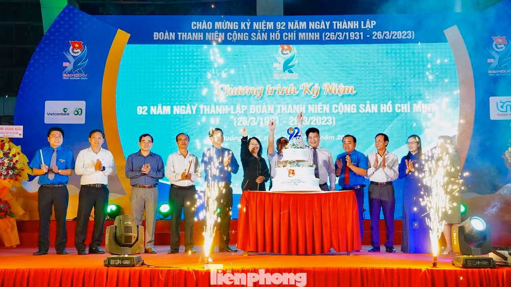 Kỷ niệm 92 năm Ngày thành lập Đoàn TNCS Hồ Chí Minh.