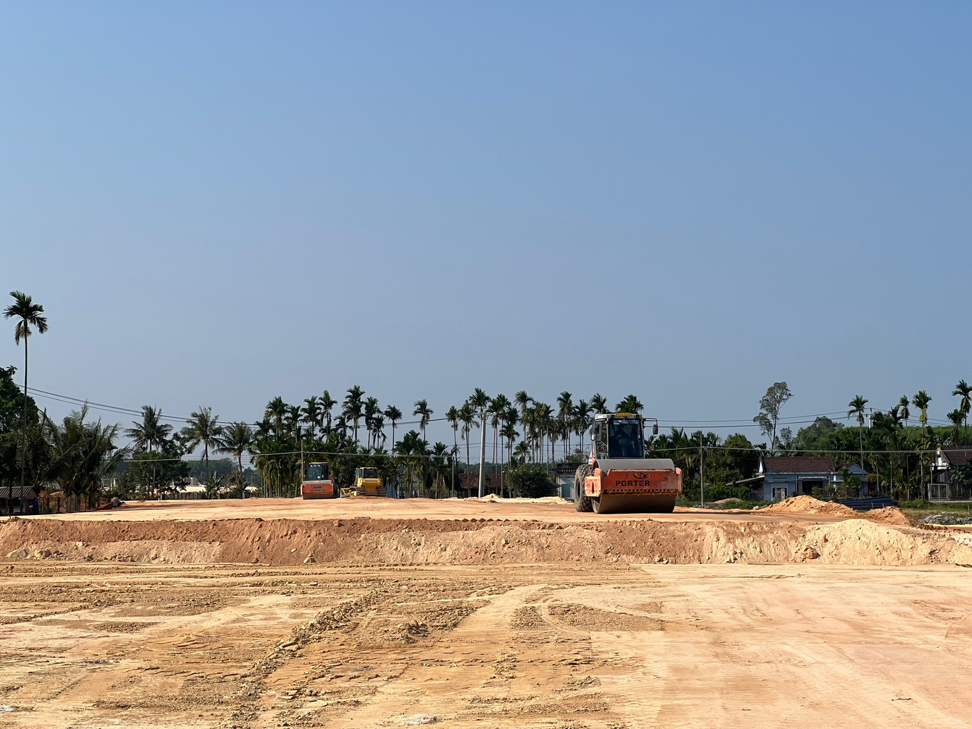 Tỉnh Quảng Ngãi còn 1% mặt bằng cao tốc Bắc - Nam chưa bàn giao.