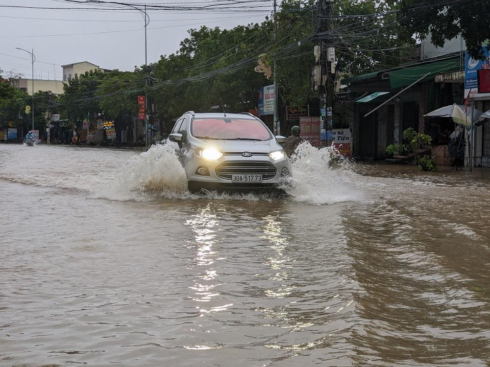 Mưa lũ trong 3 ngày qua cũng làm 2 người mất tích.