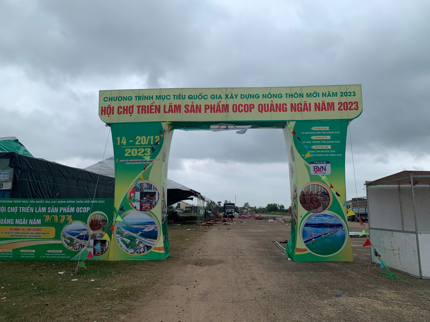 Hội chợ triển lãm sản phẩm OCOP Quảng Ngãi năm 2023. Hội chợ triển lãm sản phẩm OCOP Quảng Ngãi năm 2023.