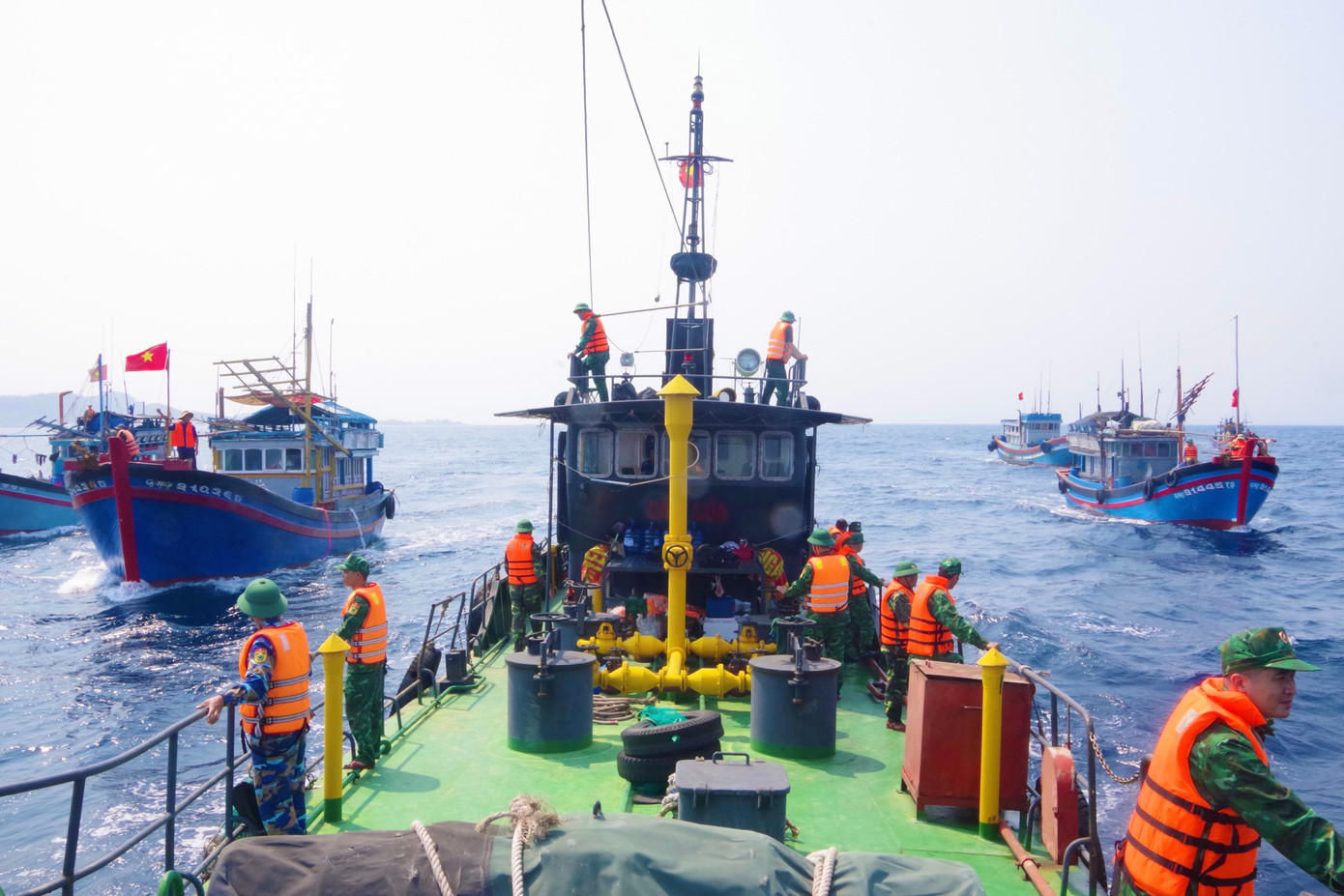 Sau gần 1 tháng tổ chức tìm kiếm các nạn nhân mất tích, tuy nhiên đến nay vẫn chưa có kết quả.