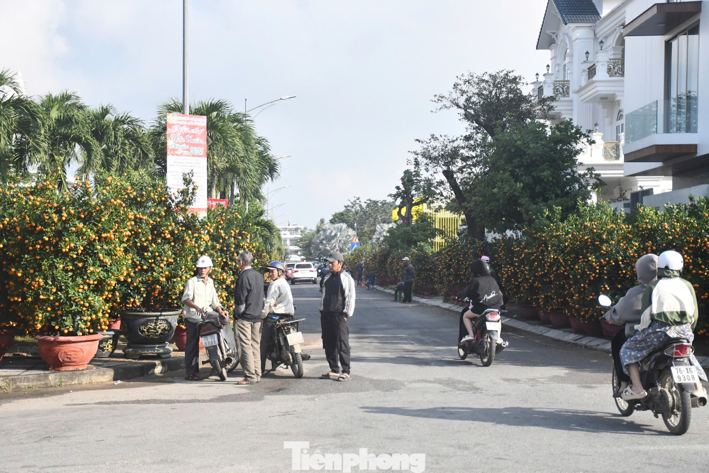 Theo nhiều tiểu thương, sức mua rất yếu. Ảnh: Nguyễn Ngọc