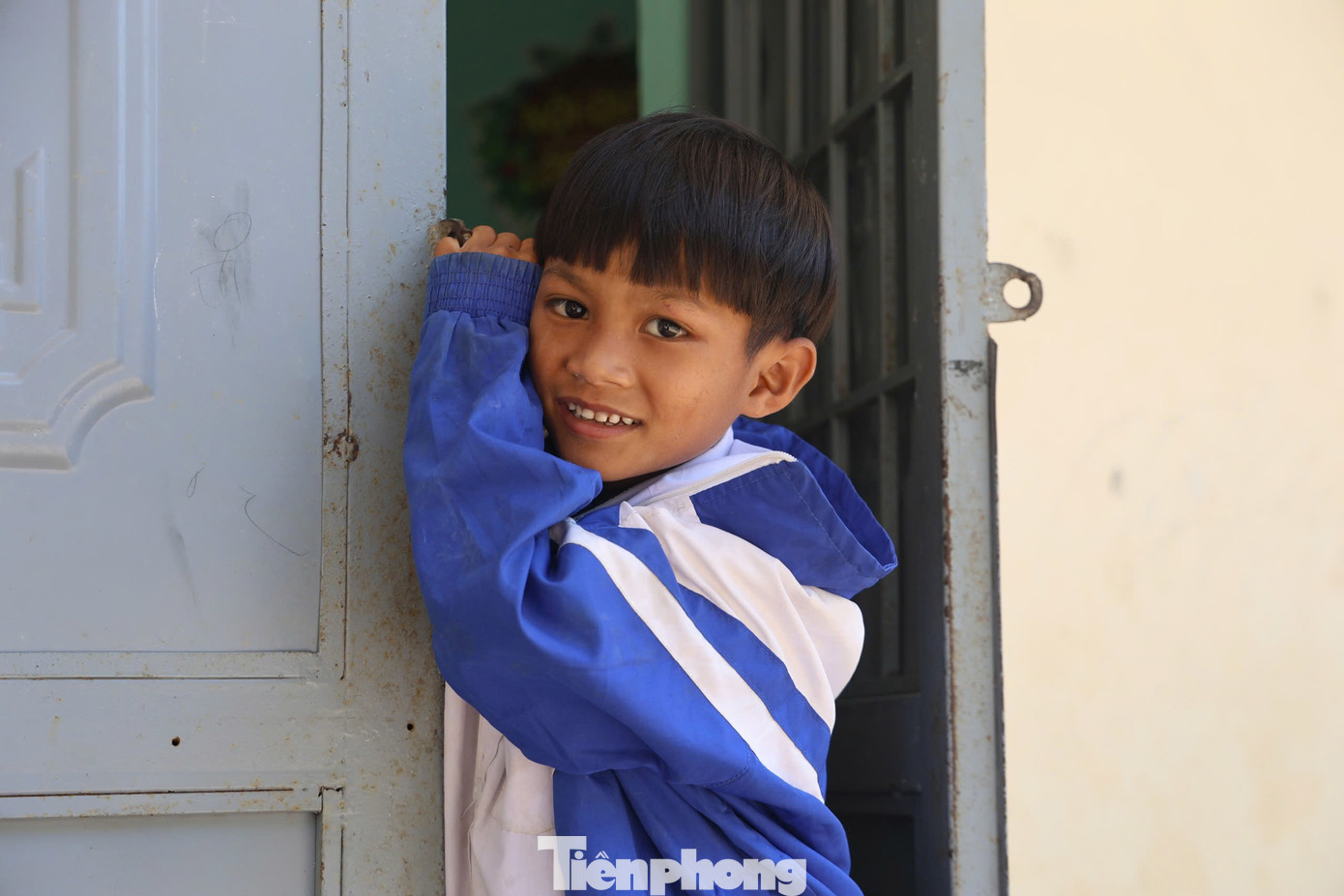 Ánh mắt hồn nhiên của các em. Ảnh: Nguyễn Ngọc Ánh mắt hồn nhiên của các em. Ảnh: Nguyễn Ngọc