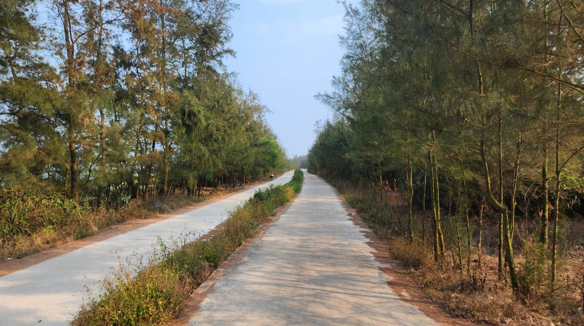 Tuyến đường đường Khu dịch vụ Trùng Dương – Trạm Biên phòng Đức Lợi. Tuyến đường đường Khu dịch vụ Trùng Dương – Trạm Biên phòng Đức Lợi.