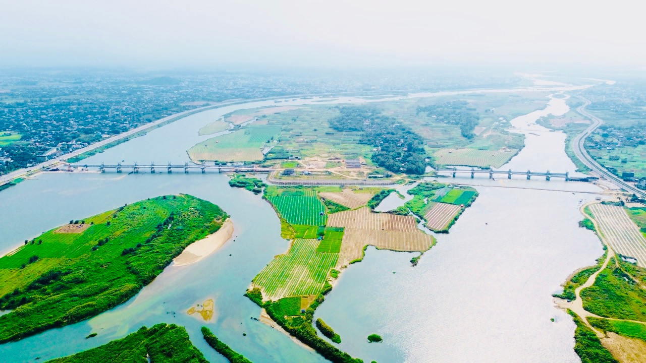 Làm giá bằng cách này khá tốn công, tốn thời gian nên không thể cạnh tranh với cách làm giá không dùng cát. Nên rất tiếc nghề làm giá bằng cát sông dần mai một. Hiện chỉ còn 3 hộ dân bám trụ với nghề làm giá truyền thống.