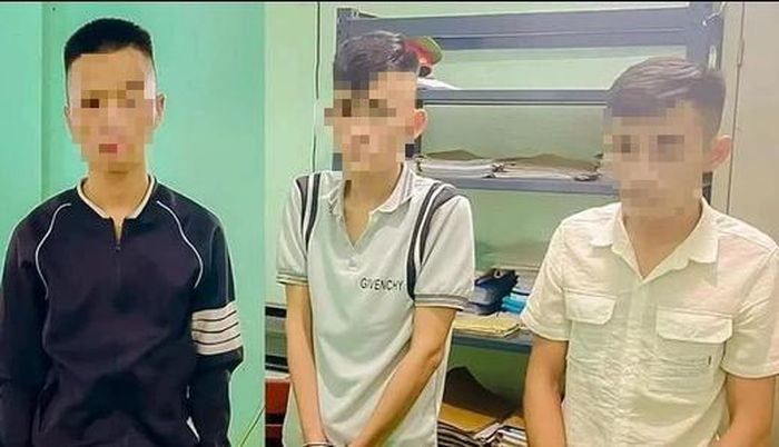 Các đối tượng tại cơ quan công an. Ảnh: CACC Các đối tượng tại cơ quan công an. Ảnh: CACC