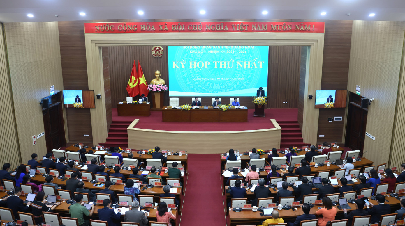 Quang cảnh kỳ họp.