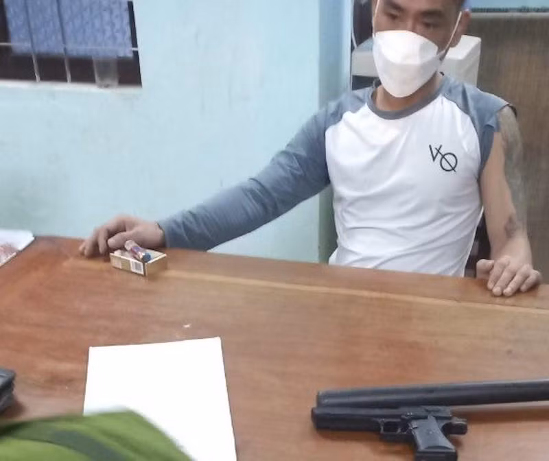 V.H.T. tại cơ quan công an. Ảnh: C.A