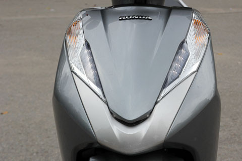 Đèn xi-nhan và đèn trang trí . Đèn xi-nhan và đèn trang trí