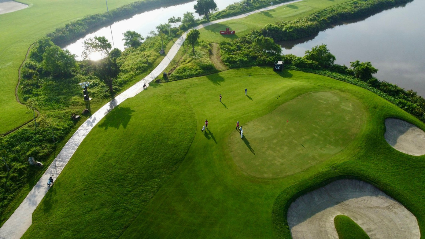 Vinpearl Golf Hải Phòng được cho là sân có mặt green tốt nhất miền Bắc hiện nay. Vinpearl Golf Hải Phòng được cho là sân có mặt green tốt nhất miền Bắc hiện nay.