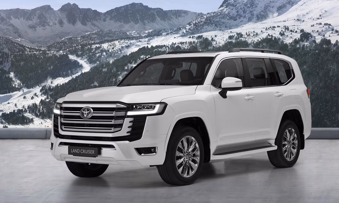 Toyota đã có phản hồi về chênh lệch hàng trăm triệu đồng mua dòng xe Land Cruiser.