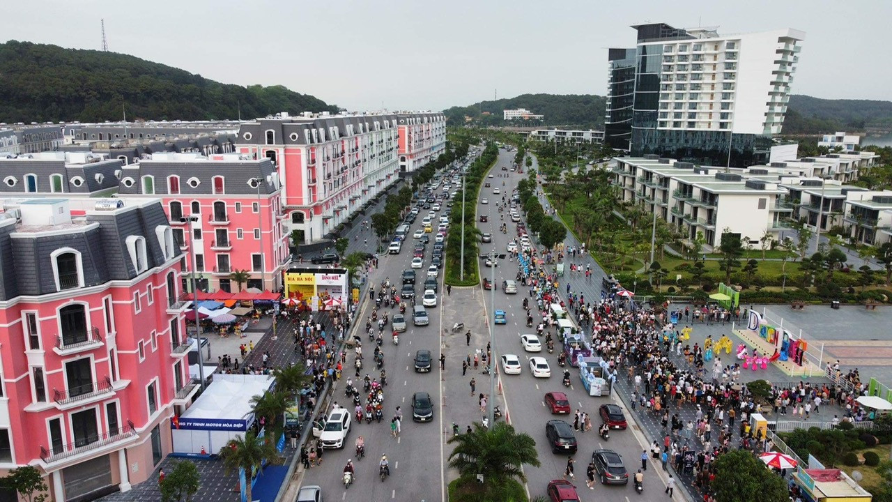 Khu du lịch quốc tế Đồi Rồng (Đồ Sơn) đáp ứng được đa dạng nhu cầu của khách du lịch.