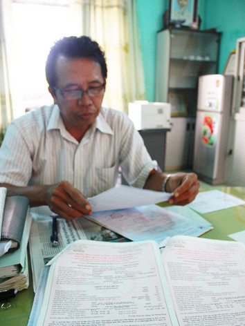 Ông Hương lo ngại có đến 50-60% xe xi téc quá tải nếu chở đầy dung tích bồn. Ông Hương lo ngại có đến 50-60% xe xi téc quá tải nếu chở đầy dung tích bồn