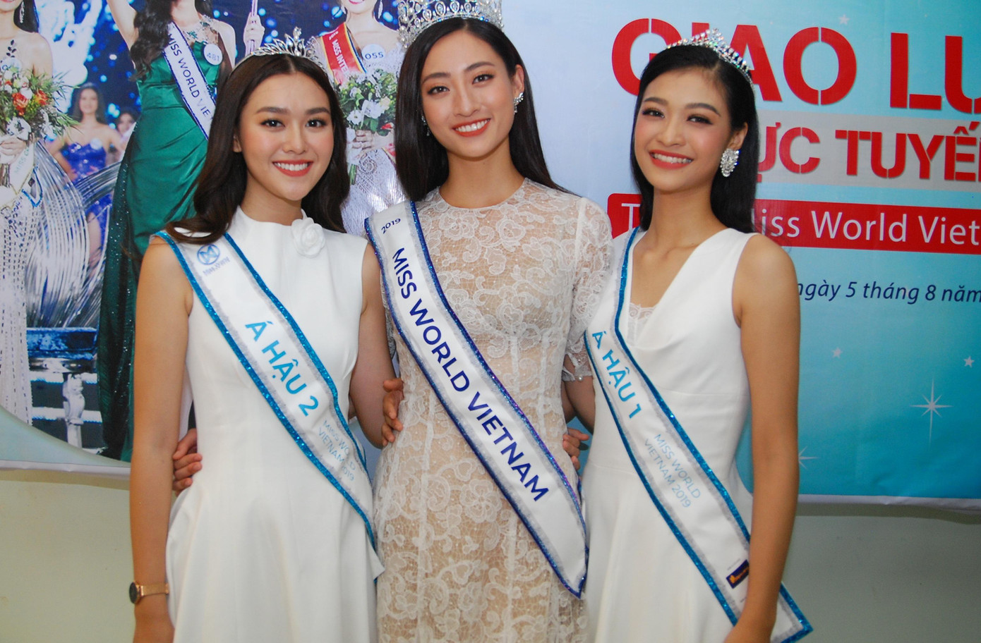 Á hậu 2 Tường San nói gì khi Lương Thùy Linh đăng quang Miss World Việt Nam? ảnh 1