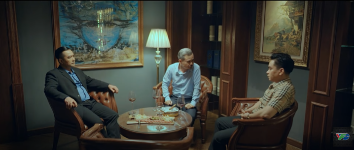 Doanh nghiệp bức xúc với cánh tay nối dài của chủ tịch tỉnh. Doanh nghiệp bức xúc với cánh tay nối dài của chủ tịch tỉnh.