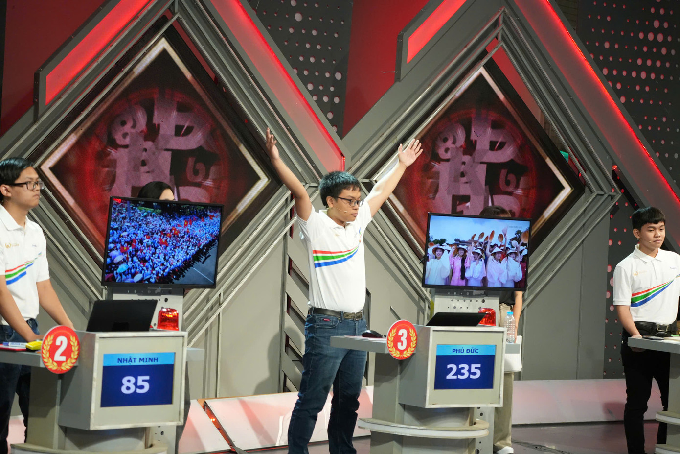 Võ Quang Phú Đức giành ngôi Quán quân Đường lên đỉnh Olympia năm thứ 24 ảnh 45