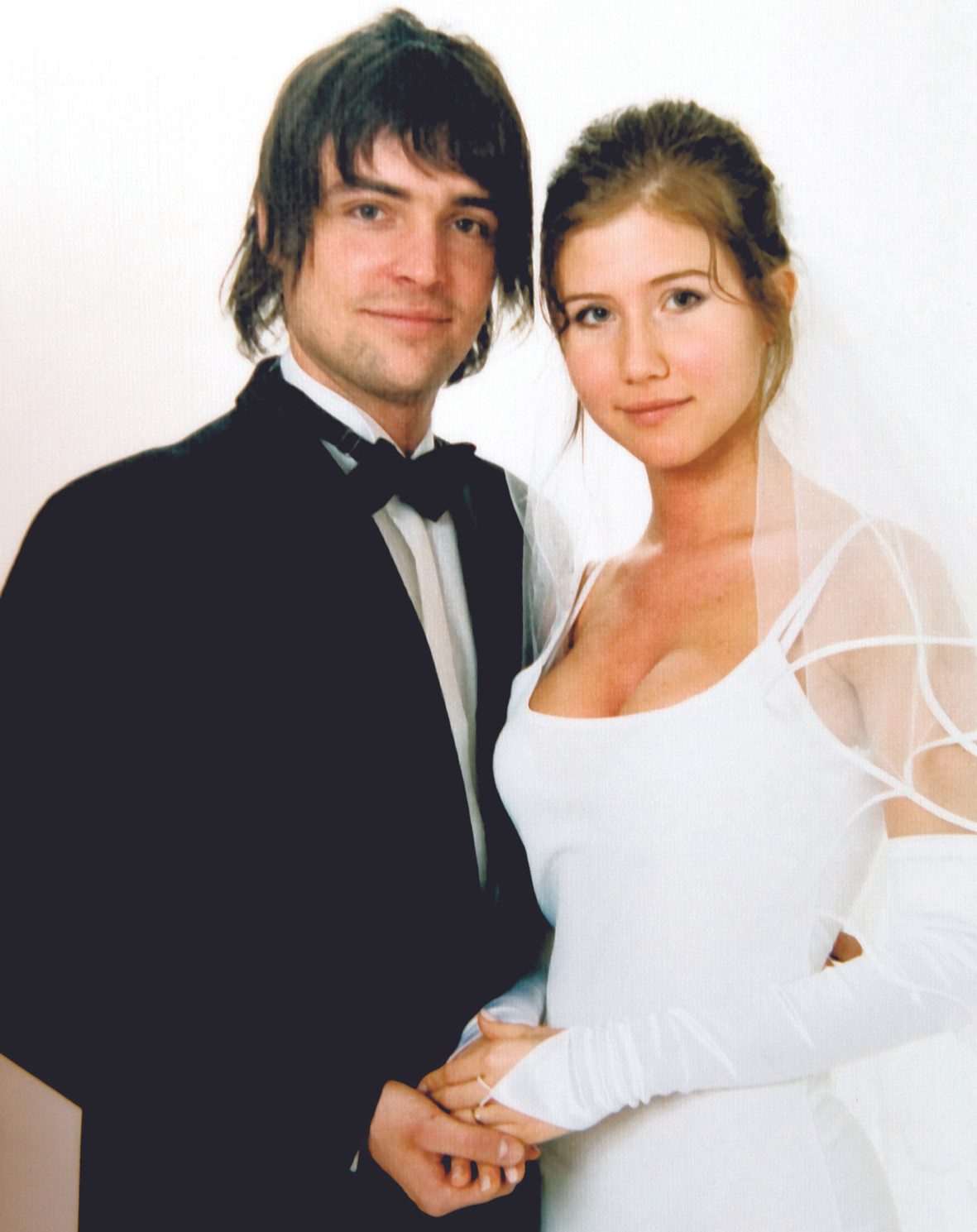 Anna và Alex Chapman trong ngày cưới