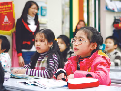 Theo nhiều phụ huynh, quy định về dạy thêm, học thêm của Hà Nội vẫn mang tính hình thức	Ảnh: Hồng Vĩnh