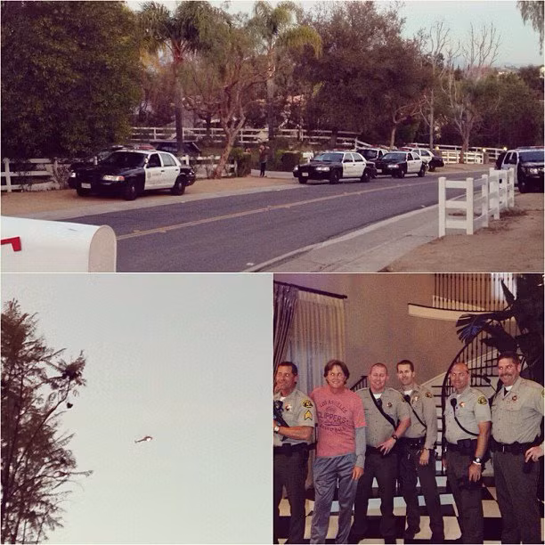 Rất nhiều cảnh sát và máy bay được điều động bao vây nhà mẹ đẻ của Kim