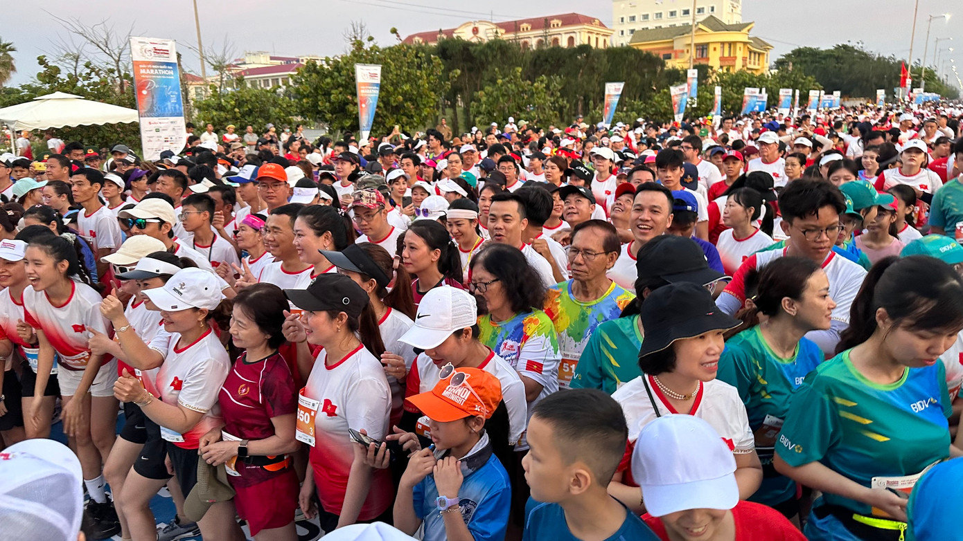Tiền Phong Marathon 2024: Trên bục vinh quang ảnh 75