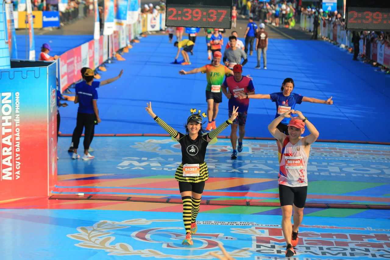 Tiền Phong Marathon 2024: Trên bục vinh quang ảnh 182