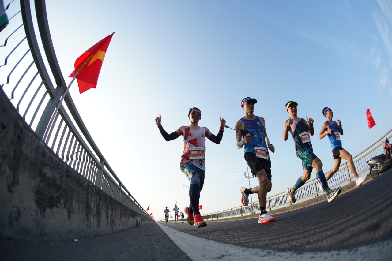 Tiền Phong Marathon 2024: Trên bục vinh quang ảnh 159