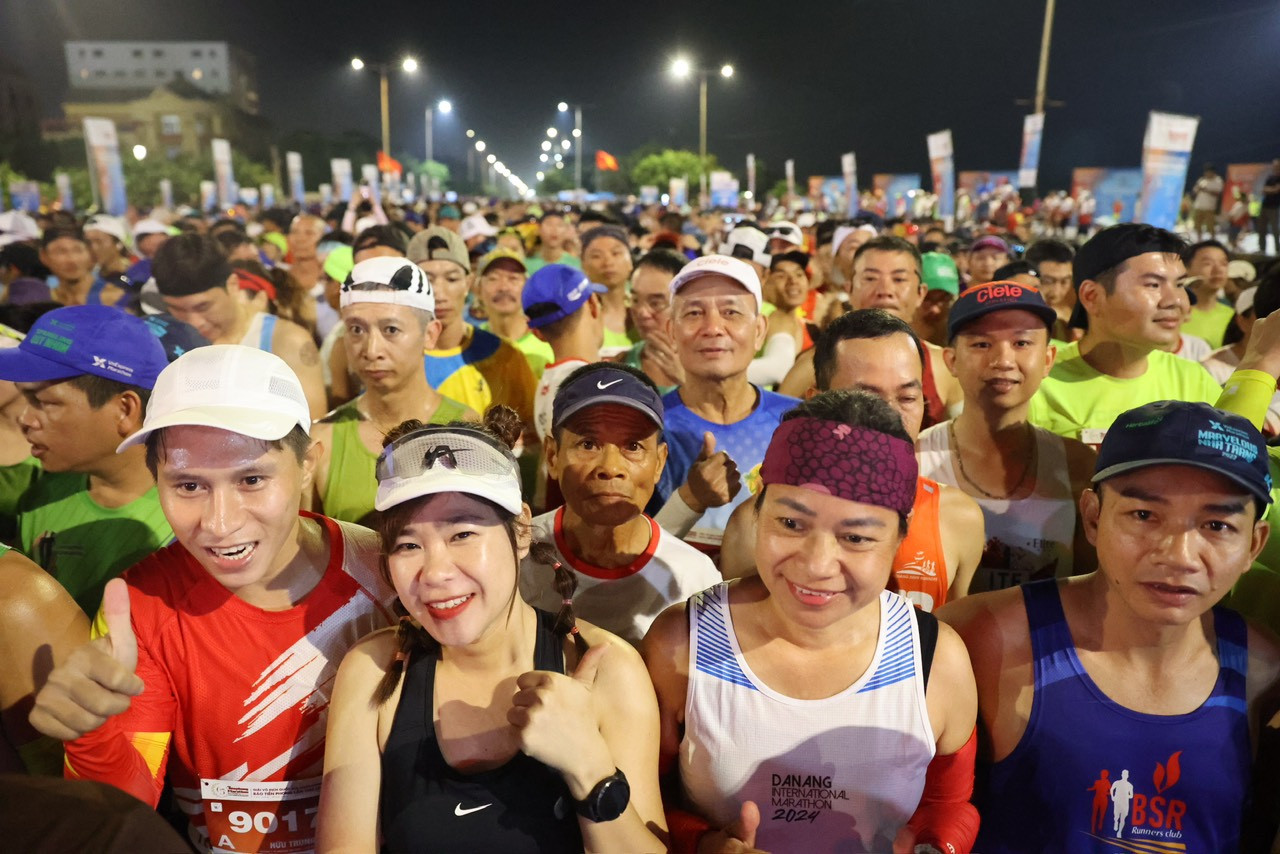 Tiền Phong Marathon 2024: Trên bục vinh quang ảnh 25