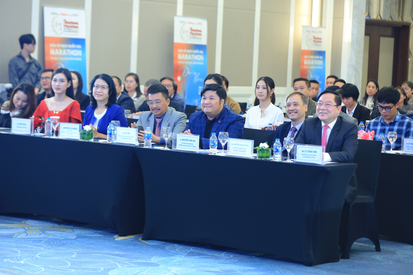 Gần 12.000 runner về Phú Yên theo 'Dấu chân Mặt trời' ảnh 21