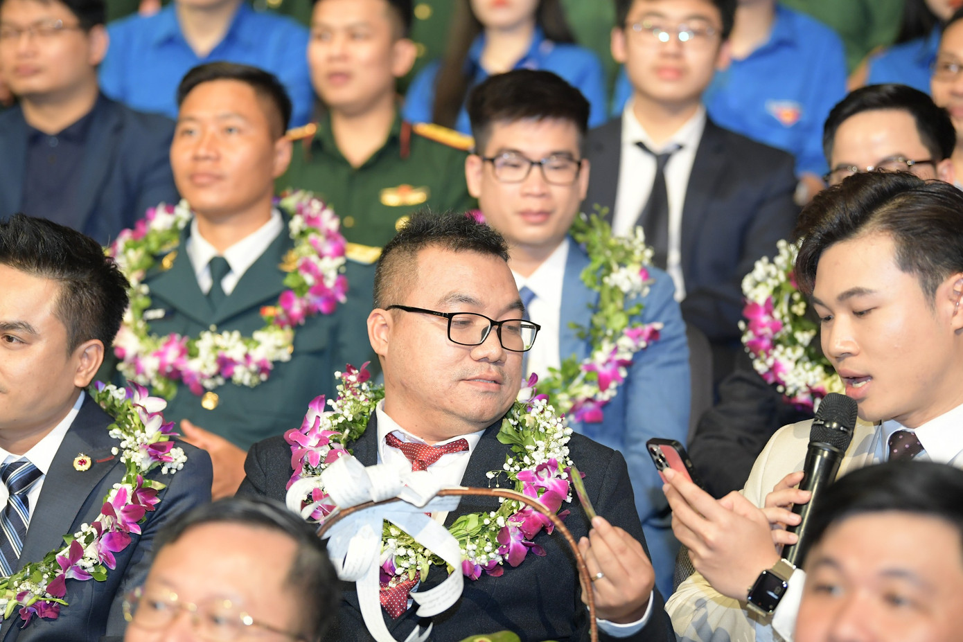 Tuyên dương Gương mặt trẻ Việt Nam tiêu biểu năm 2023: Những người 'lĩnh ấn tiên phong' ảnh 33