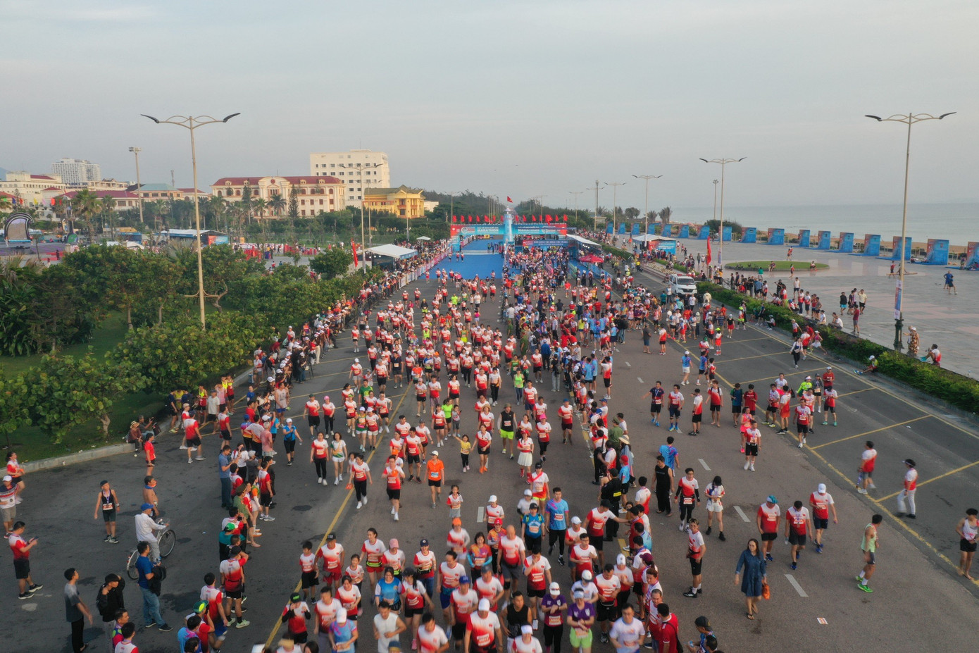 Tiền Phong Marathon 2024: Trên bục vinh quang ảnh 110