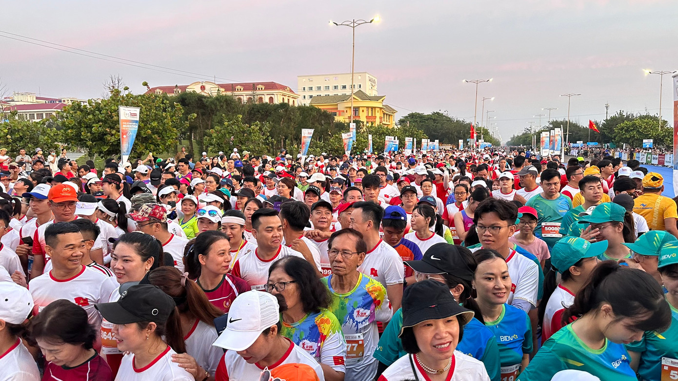 Tiền Phong Marathon 2024: Trên bục vinh quang ảnh 76