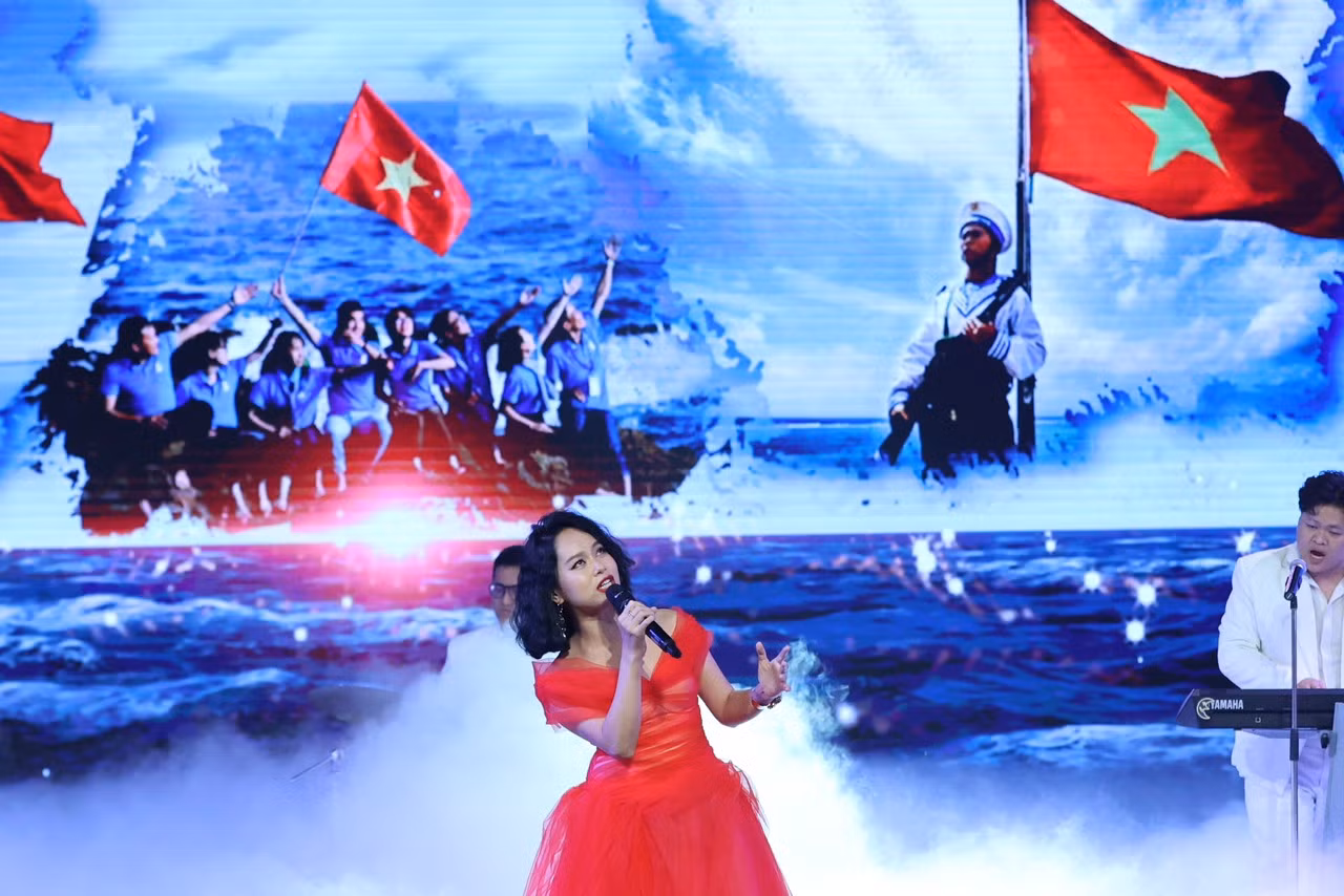Tuyên dương Gương mặt trẻ Việt Nam tiêu biểu năm 2023: Những người 'lĩnh ấn tiên phong' ảnh 35 Tuyên dương Gương mặt trẻ Việt Nam tiêu biểu năm 2023: Những người 'lĩnh ấn tiên phong' ảnh 35