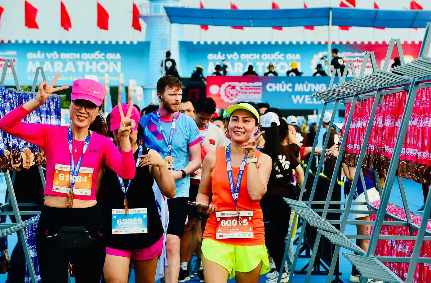 Tiền Phong Marathon 2024: Trên bục vinh quang ảnh 94