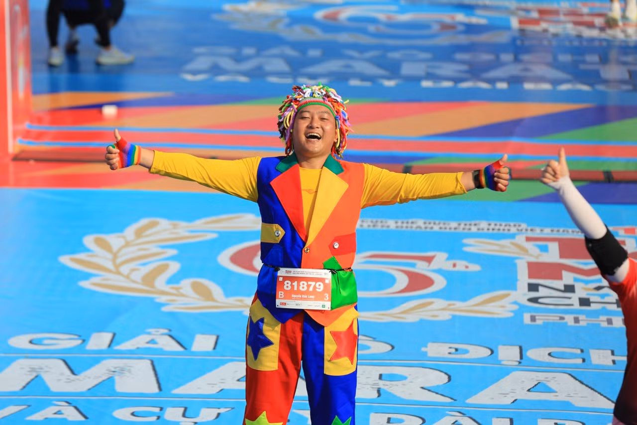 Tiền Phong Marathon 2024: Trên bục vinh quang ảnh 190
