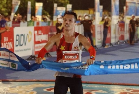 Tiền Phong Marathon 2024: Trên bục vinh quang ảnh 56