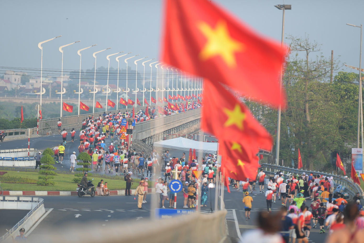 Tiền Phong Marathon 2024: Trên bục vinh quang ảnh 116