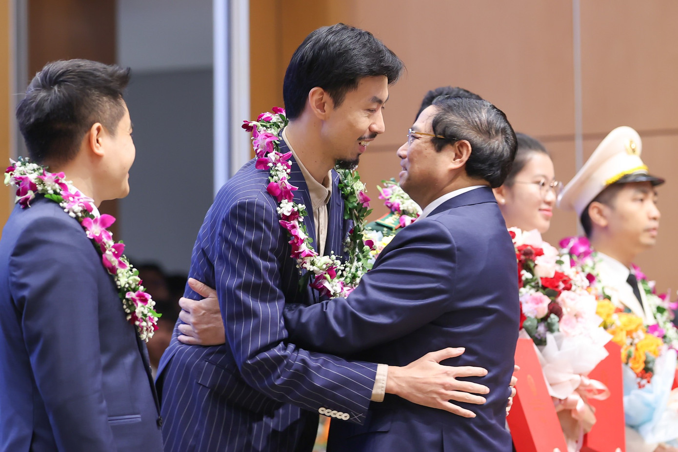 Thủ tướng Phạm Minh Chính chúc mừng các Gương mặt trẻ Việt Nam tiêu biểu năm 2023 Thủ tướng Phạm Minh Chính chúc mừng các Gương mặt trẻ Việt Nam tiêu biểu năm 2023