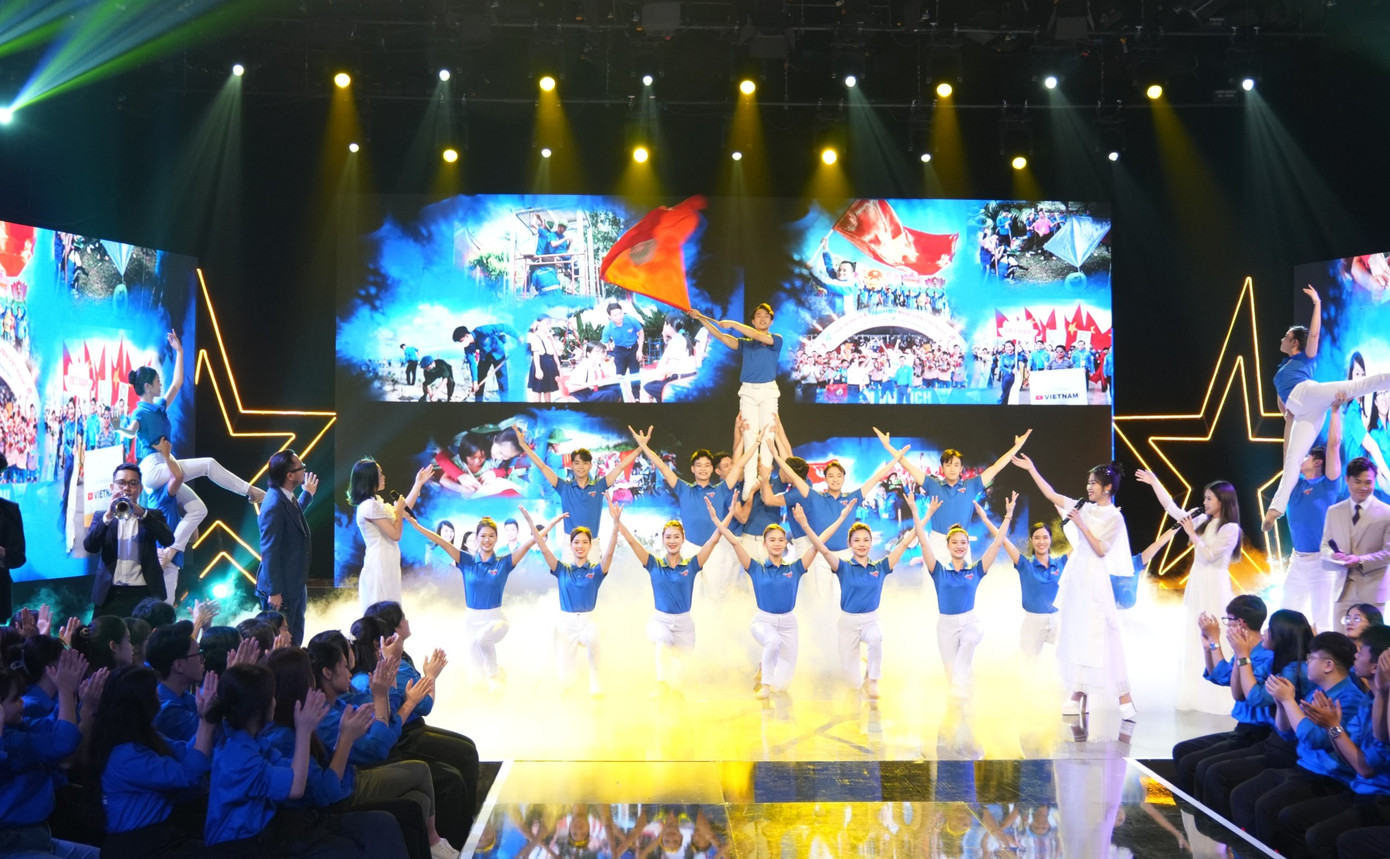 Tuyên dương Gương mặt trẻ Việt Nam tiêu biểu năm 2023: Những người 'lĩnh ấn tiên phong' ảnh 16