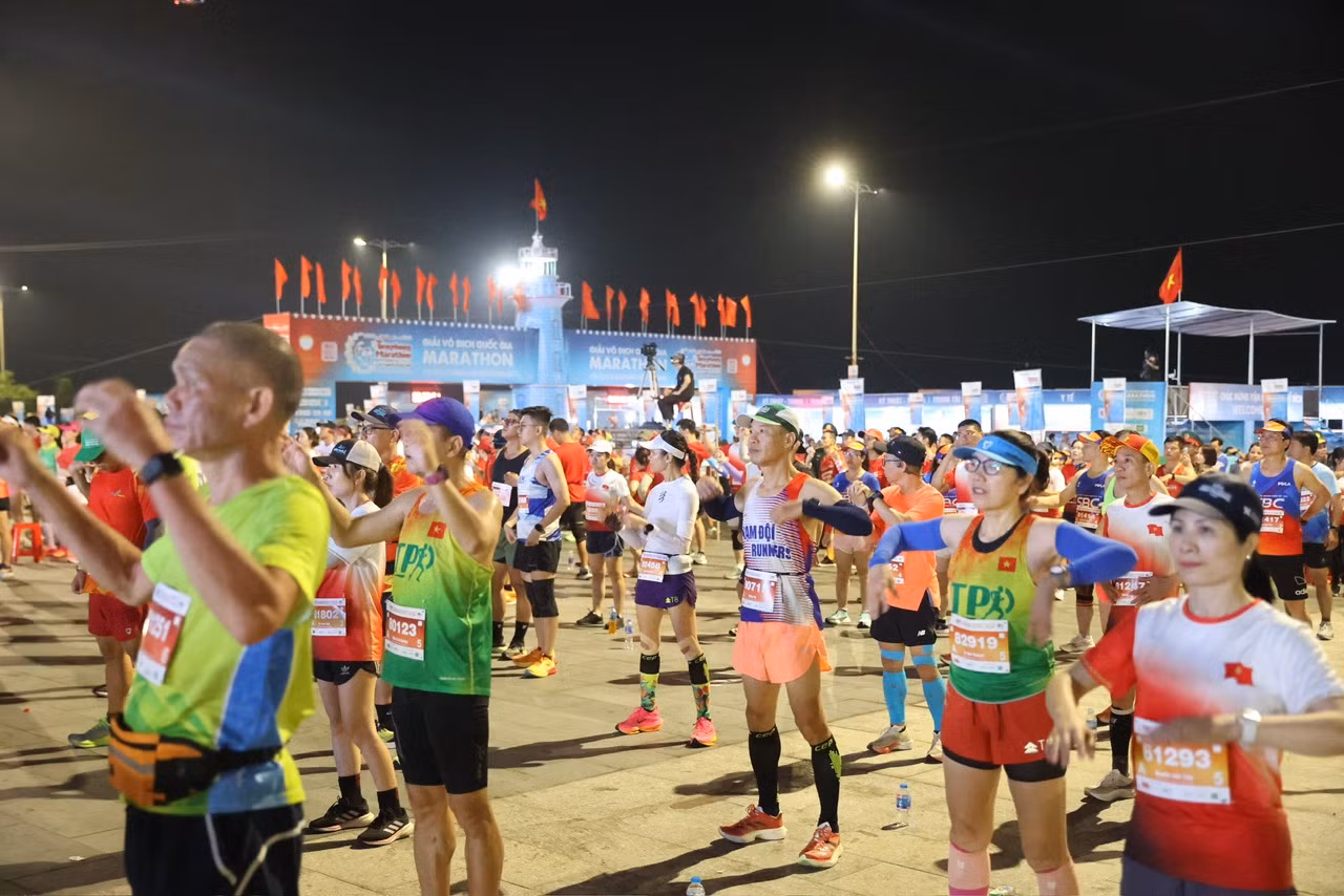 Tiền Phong Marathon 2024: Trên bục vinh quang ảnh 13