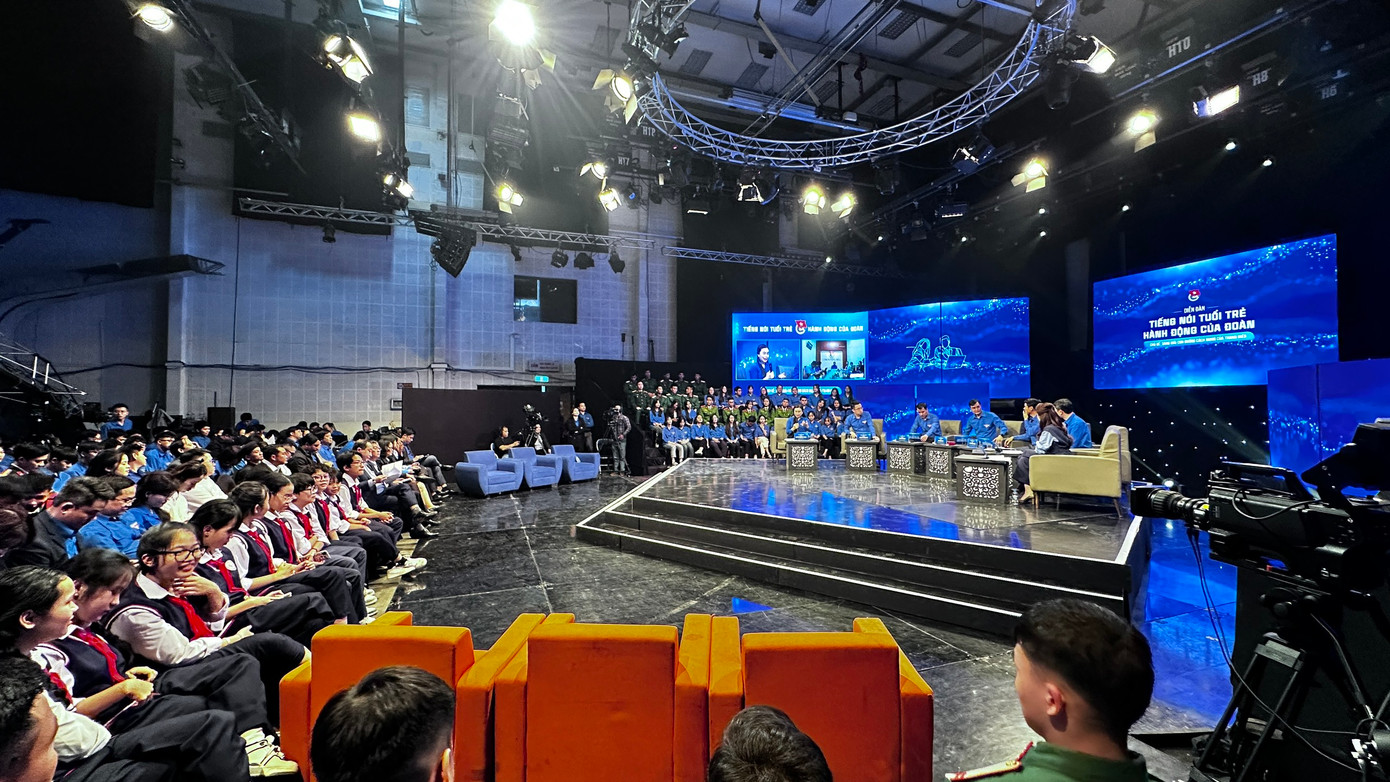 Sáng mãi con đường cách mạng của thanh niên ảnh 37