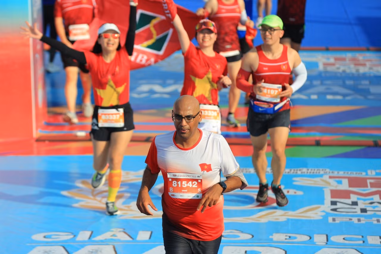 Tiền Phong Marathon 2024: Trên bục vinh quang ảnh 179