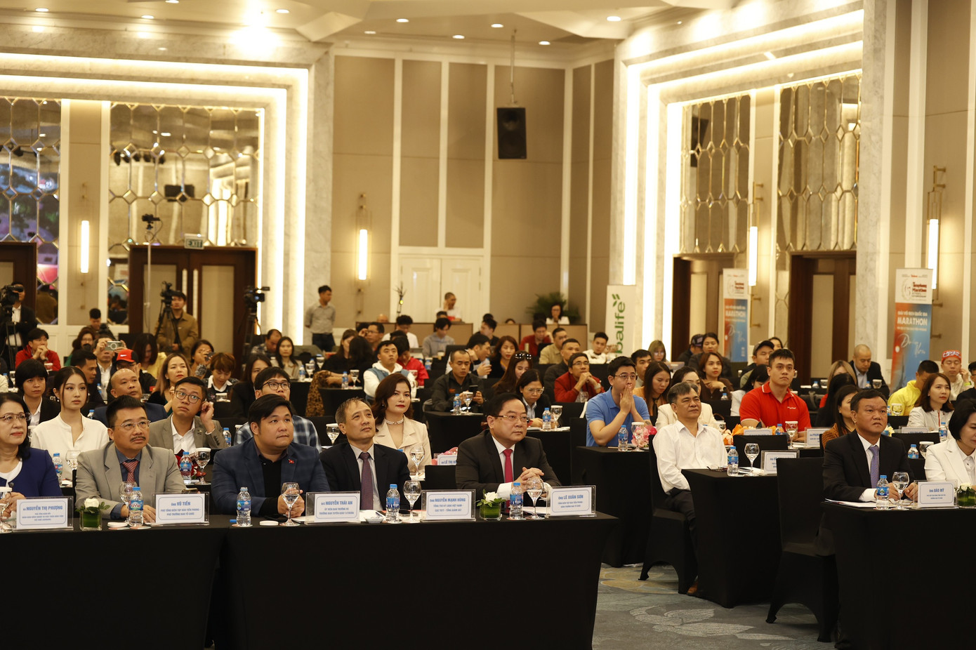 Gần 12.000 runner về Phú Yên theo 'Dấu chân Mặt trời' ảnh 27