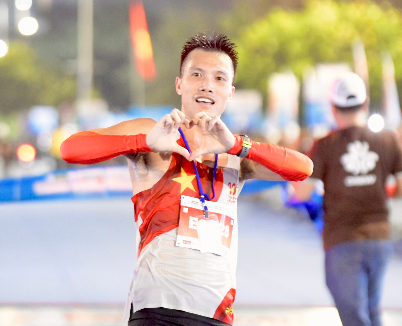 Tiền Phong Marathon 2024: Trên bục vinh quang ảnh 67