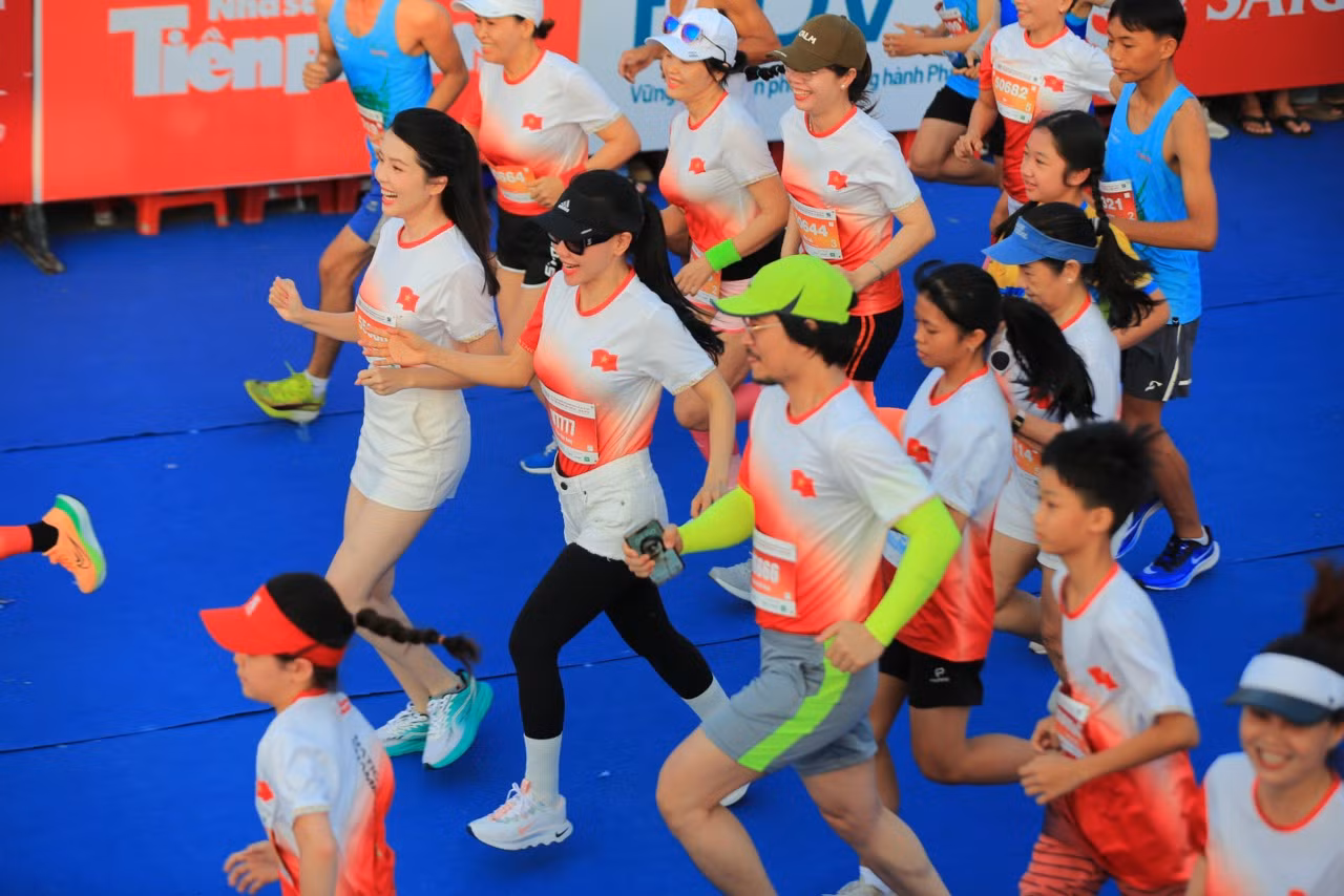 Tiền Phong Marathon 2024: Trên bục vinh quang ảnh 145