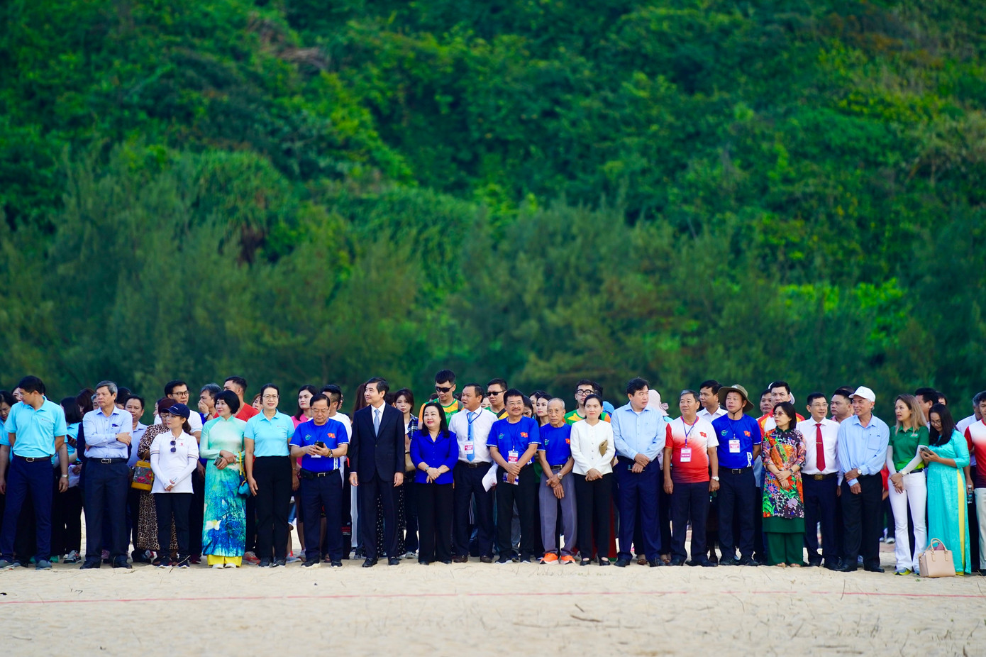 Thiêng liêng Lễ Thượng cờ 'Tổ quốc trong lòng Tổ quốc' ảnh 11 Thiêng liêng Lễ Thượng cờ 'Tổ quốc trong lòng Tổ quốc' ảnh 11